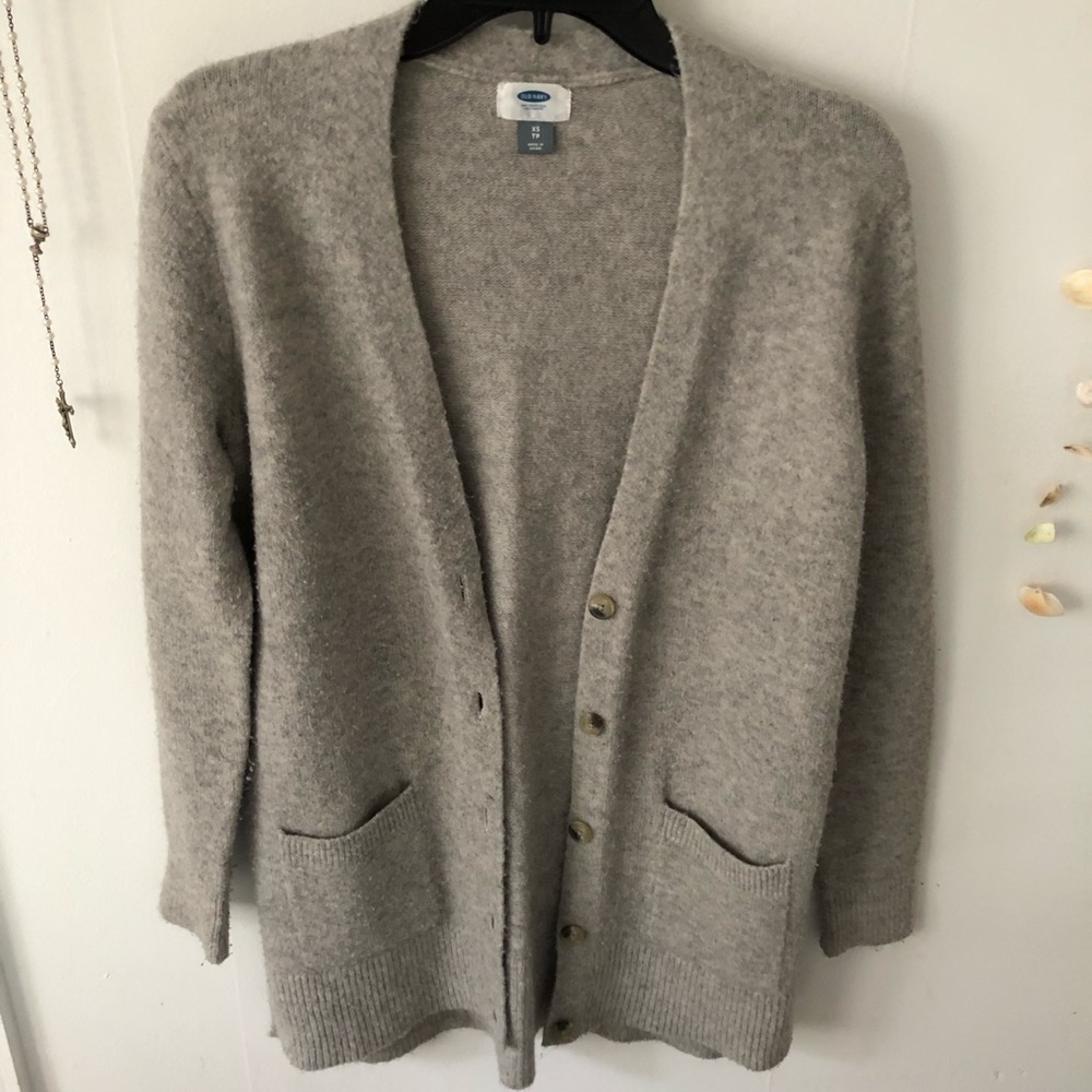 Old navy sweater